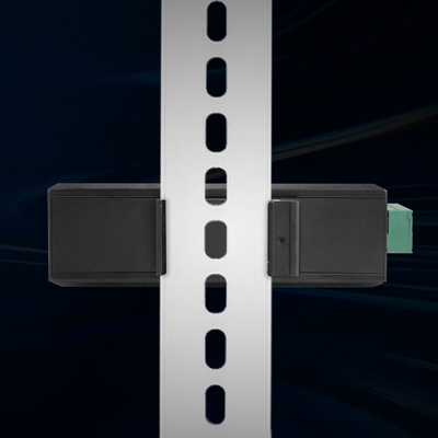 硬化 4 ポート PoE スイッチ 2 SFP ポート扇風機のない金属ケース CE