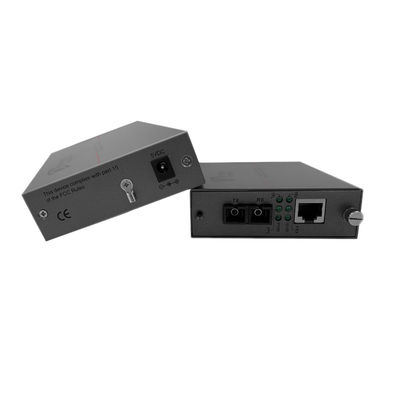 PoE ファイバーメディア変換器 20KM メガビット 30W アクティブ PoE 48V 出力 SC ポート 未管理